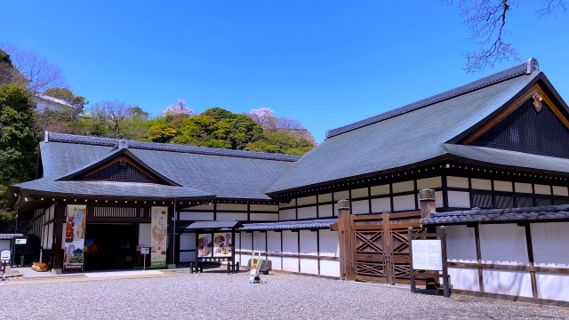 滋賀県彦根市にある彦根城博物館の概要と見どころをご紹介！